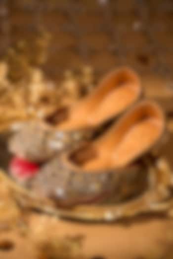 Gold Silk Mirror Embroidered Juttis by House of Vian at Pernia's Pop Up Shop