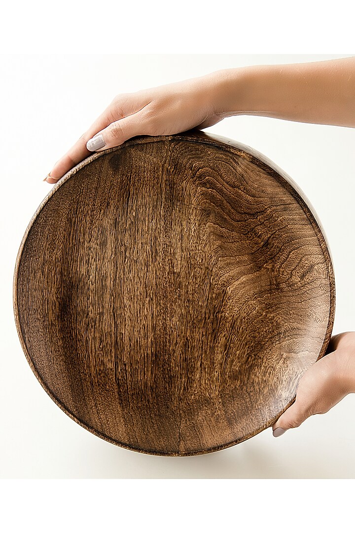 Dark Brown Mango Wood Round Platter by Hohmgrain