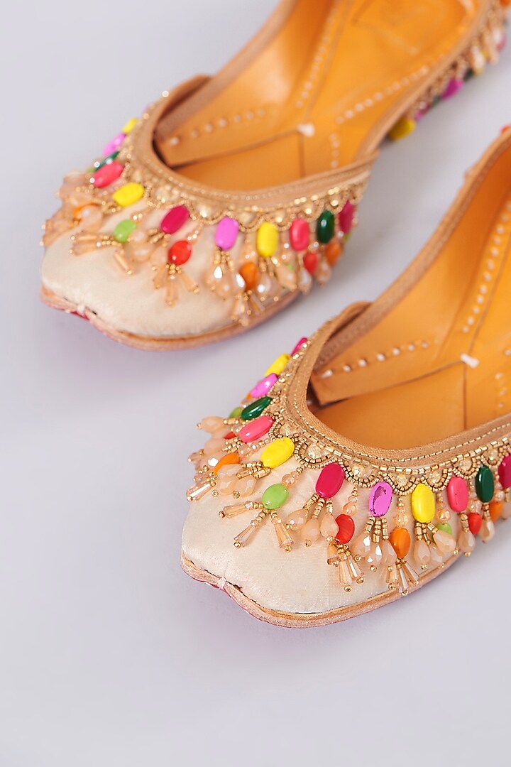 Off White Crepe Juttis by House of Vian at Pernia's Pop Up Shop