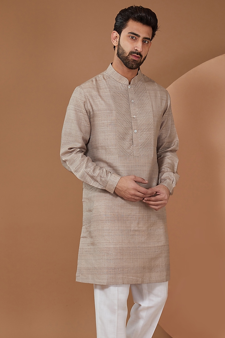 Mouse-Colored Matka Kurta Set by HEER RANJHA at Pernia's Pop Up Shop
