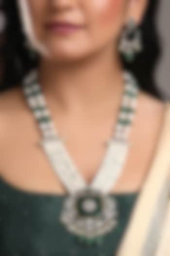 Two-Tone Finish Kundan Polki & Emerald Stone Mala Set by Hrisha Jewels at Pernia's Pop Up Shop
