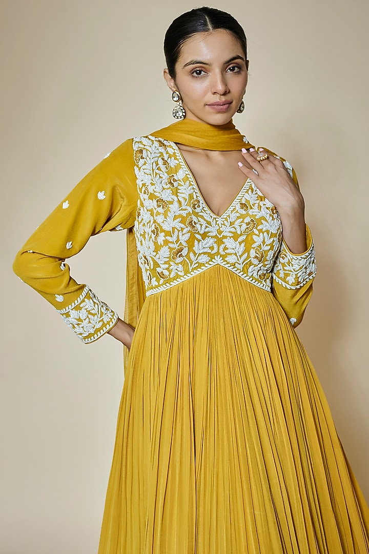 Yellow Crepe & Net Thread Embroidered Wedding Anarkali Set by HOUSE OF MAANSHREE at Pernia's Pop Up Shop