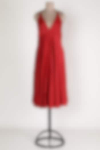 Red Cotton Midi Dress by House Of Sohn
