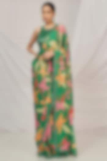 Leaf Green Georgette Floral Printed Saree Set by Harshita Singhvi at Pernia's Pop Up Shop