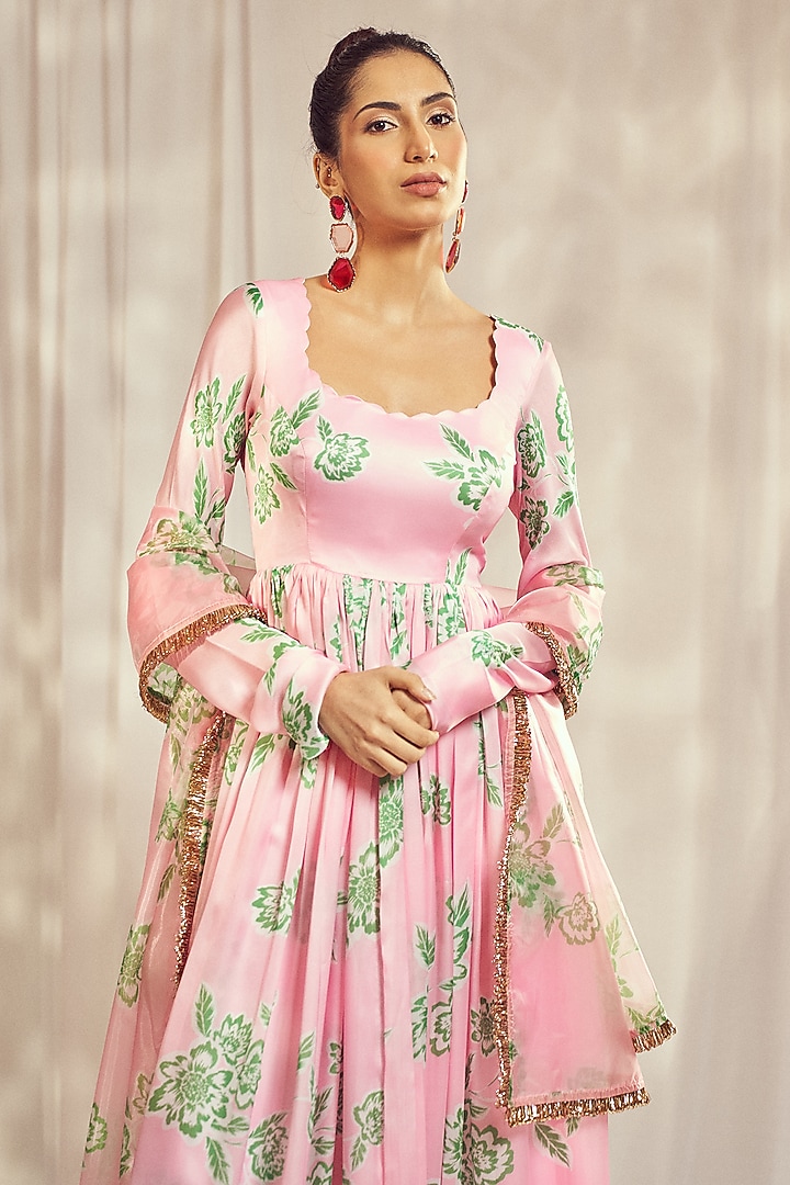 Baby Pink Georgette Satin Floral Printed Scalloped Party Wear Anarkali Set by Harshita Singhvi at Pernia's Pop Up Shop