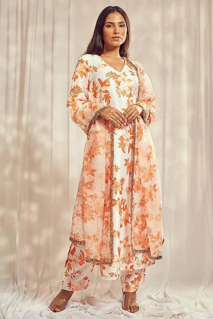 Burnt Orange Tuscan Pink Floral Printed Kurta Set by Harshita Singhvi at Pernia's Pop Up Shop