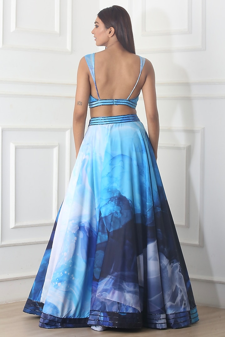 Twisted Printed Wedding Lehenga Set by Harshita Singhvi at Pernia's Pop Up Shop
