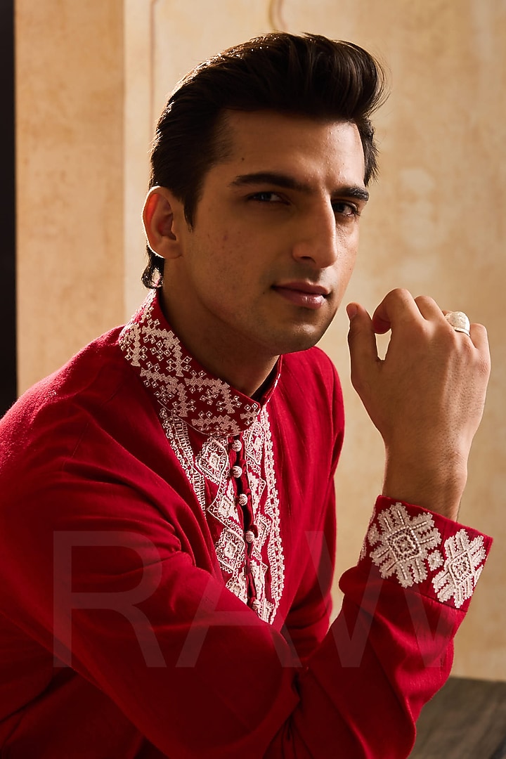 Red Linen Cutdana Embroidered Kurta Set by NITIKA GUJRAL MEN at Pernia's Pop Up Shop