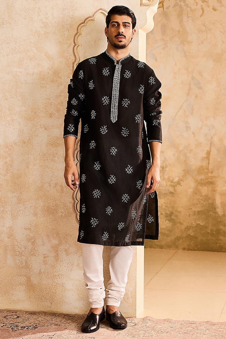 Black Chanderi Resham Embroidered Kurta Set by Histori