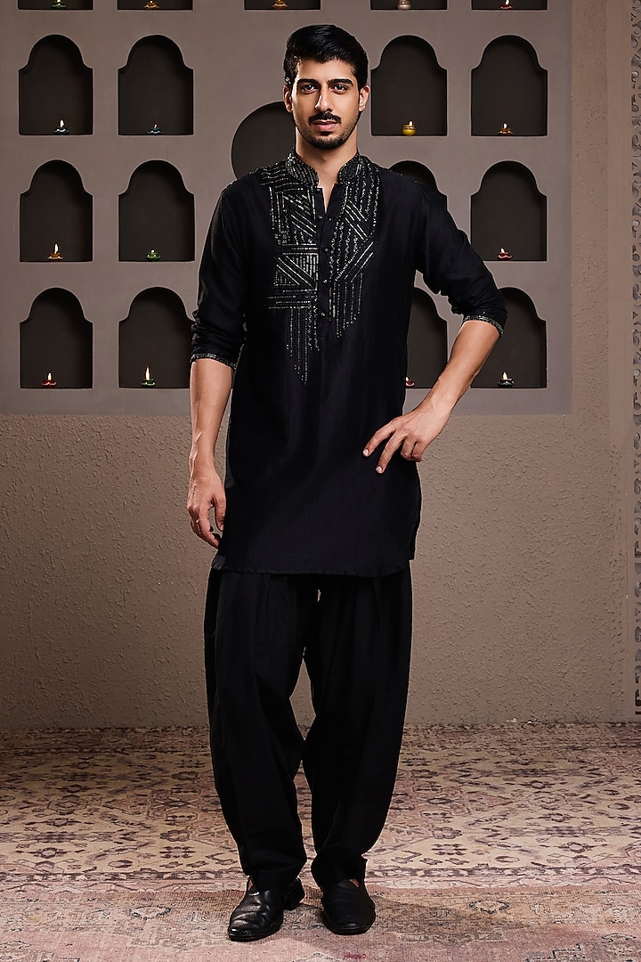 Black Chanderi Sequins Embroidered Kurta Set by Histori