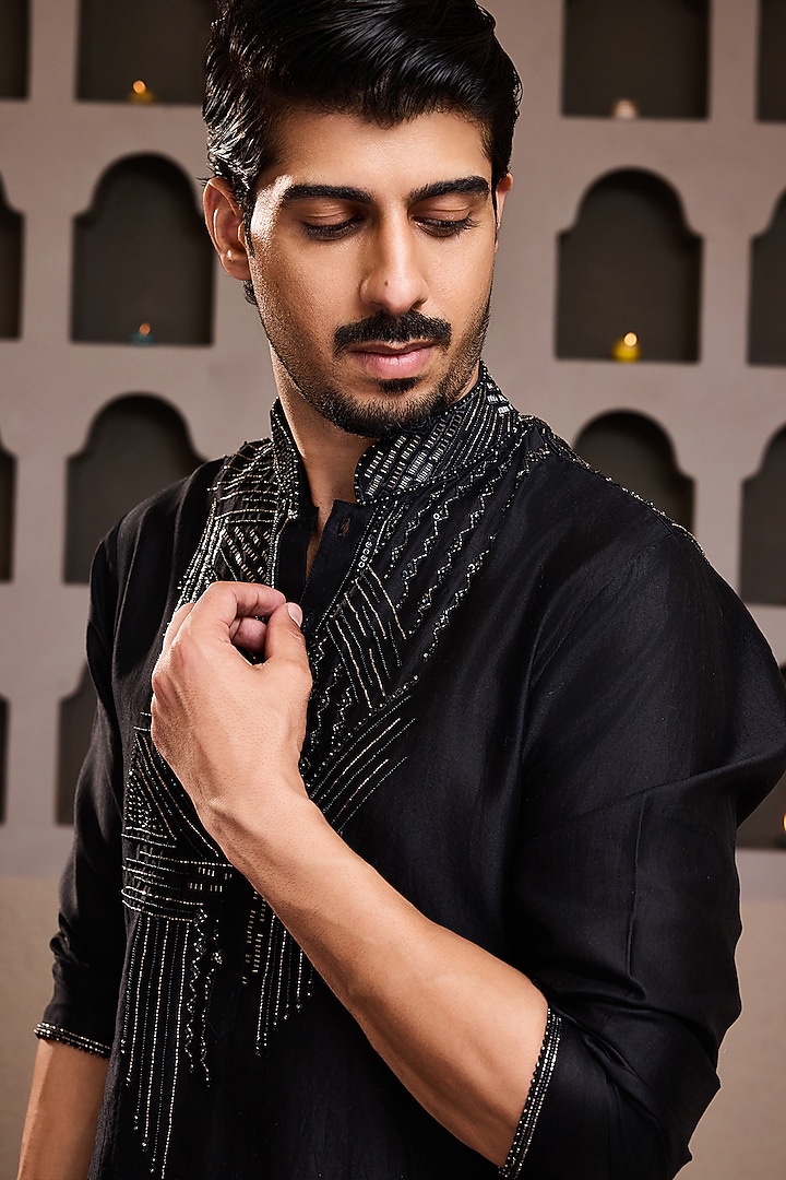 Black Chanderi Sequins Embroidered Kurta Set by NITIKA GUJRAL MEN at Pernia's Pop Up Shop