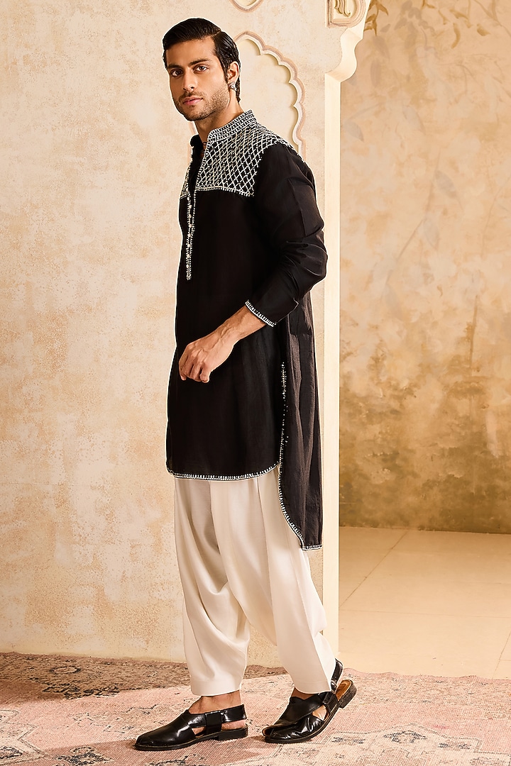Black Chanderi Mirror Embellished High-Low Kurta Set by NITIKA GUJRAL MEN at Pernia's Pop Up Shop