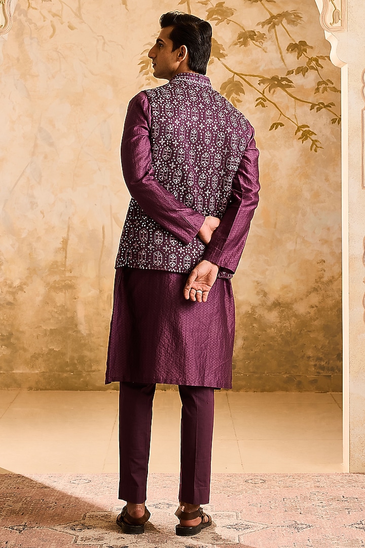 Wine Raw Silk Resham Embroidered Bundi Jacket Set by NITIKA GUJRAL MEN at Pernia's Pop Up Shop