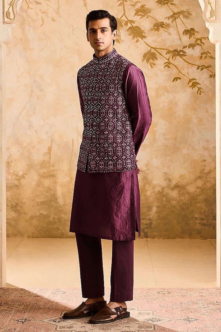 Wine Raw Silk Resham Embroidered Bundi Jacket Set by NITIKA GUJRAL MEN at Pernia's Pop Up Shop