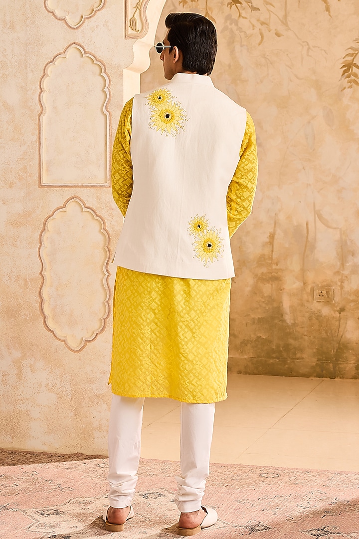 Ivory Linen 3D Floral Embroidered Bundi Jacket Set by NITIKA GUJRAL MEN at Pernia's Pop Up Shop