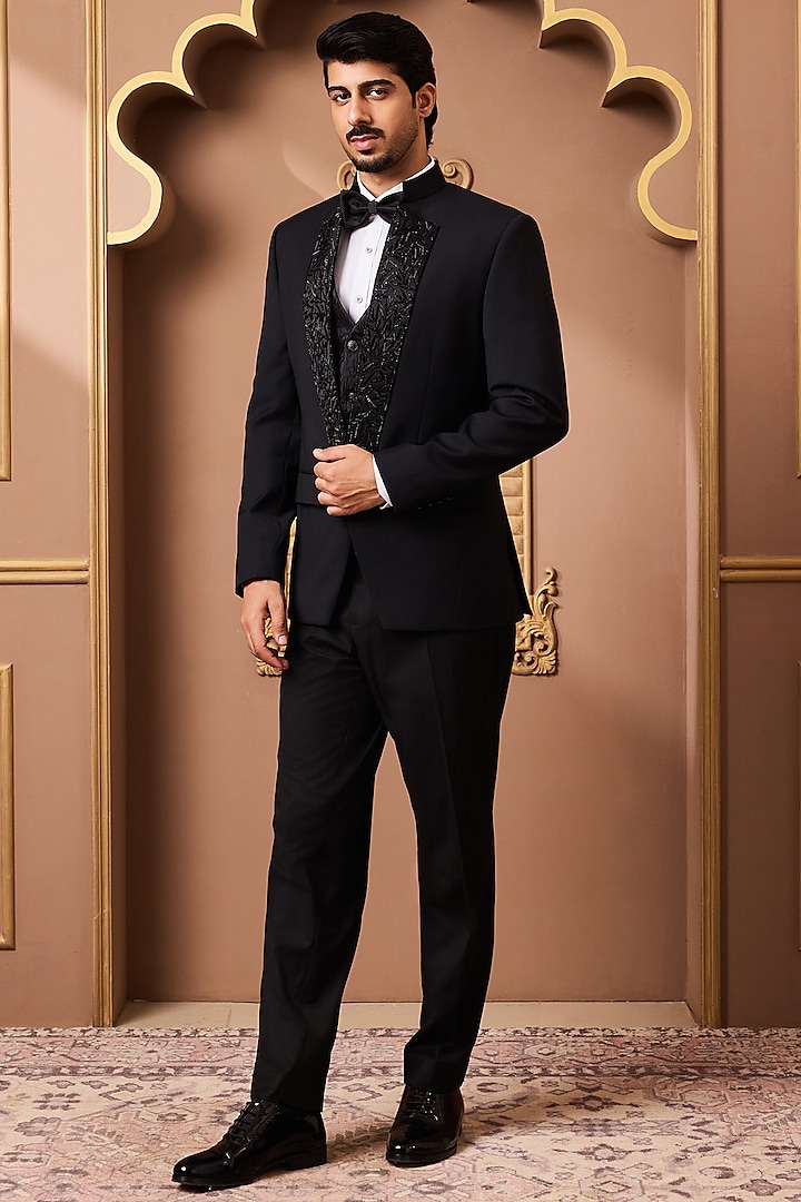 Black Suiting Tuxedo Set by NITIKA GUJRAL MEN at Pernia's Pop Up Shop