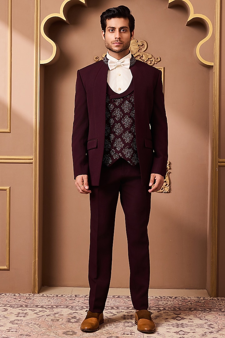 Burgundy Suiting Cutdana Embroidered Tuxedo Set by Histori