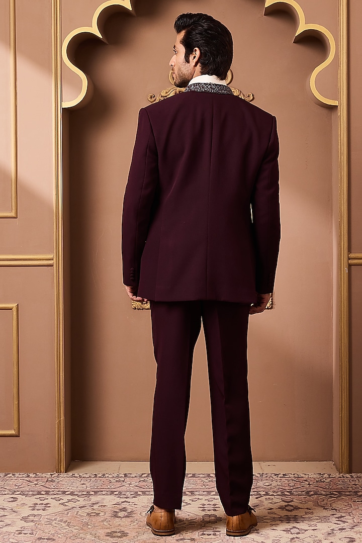 Burgundy Suiting Cutdana Embroidered Tuxedo Set by NITIKA GUJRAL MEN at Pernia's Pop Up Shop