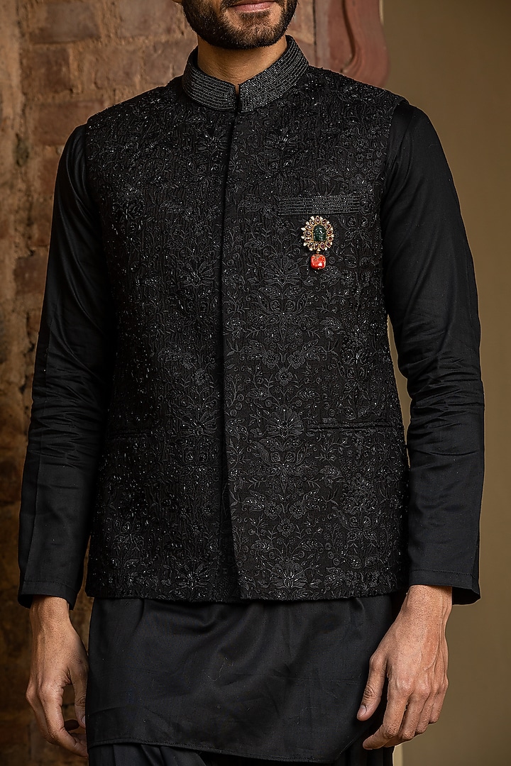 Black Raw Silk Embroidered Bundi Jacket Set by NITIKA GUJRAL MEN at Pernia's Pop Up Shop