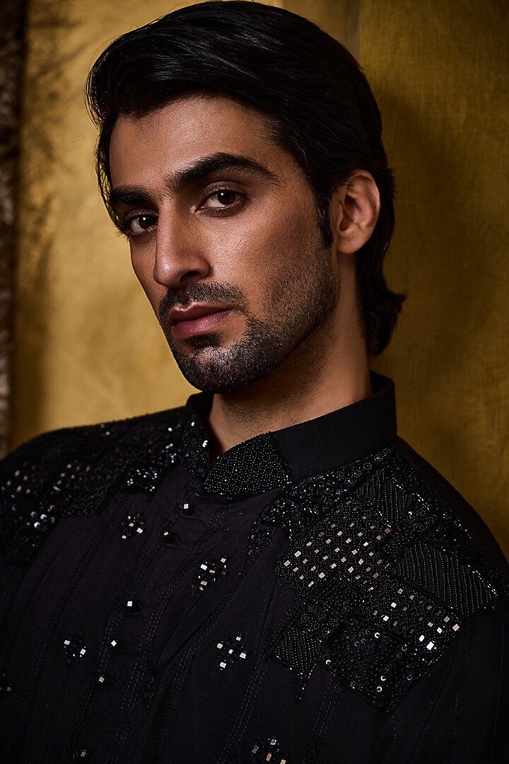 Black Cotton Silk Resham Embroidered Kurta Set by NITIKA GUJRAL MEN at Pernia's Pop Up Shop