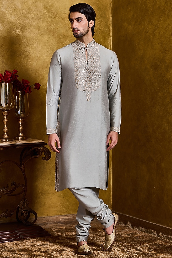 Grey-Green Cotton Silk Thread Kasab Embroidered Kurta Set by Histori at Pernia's Pop Up Shop