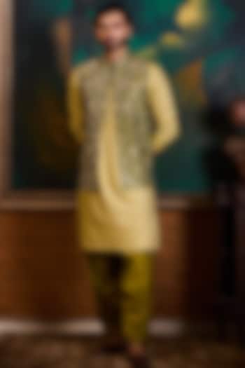 Olive Green Raw Silk Resham Embroidered Bundi Set by Histori at Pernia's Pop Up Shop