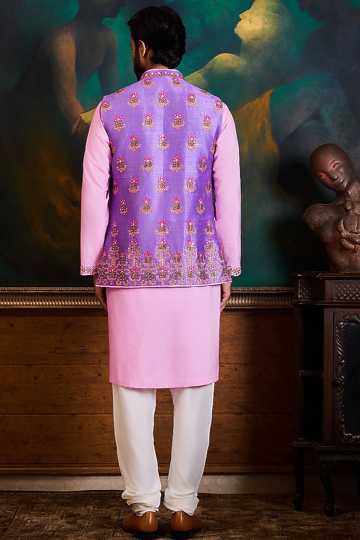 Lilac Raw Silk Resham Embroidered Bundi Set by NITIKA GUJRAL MEN at Pernia's Pop Up Shop