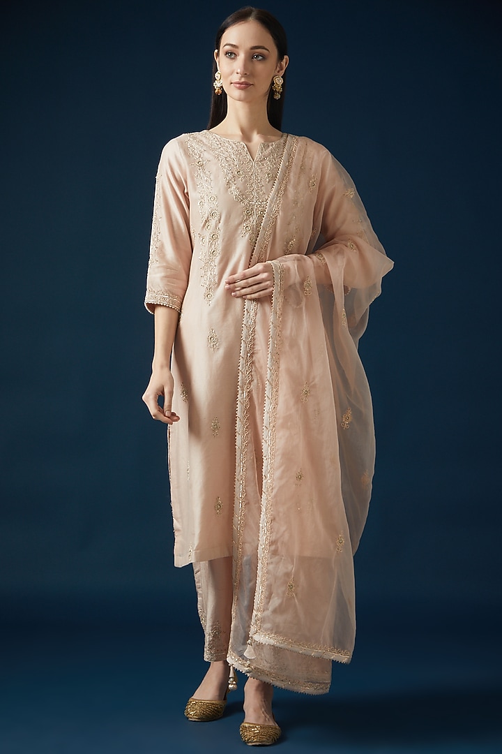 Nude Chanderi Hand Embroidered Kurta Set by House of Supriya at Pernia's Pop Up Shop