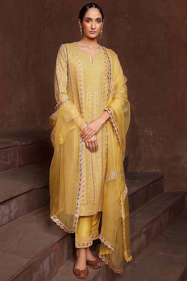 Mustard Dupion Silk Hand Embroidered Kurta Set by House of Supriya at Pernia's Pop Up Shop