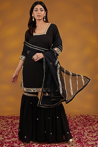 Black Georgette Zardosi Hand Embroidered Kurta Set by House of Supriya