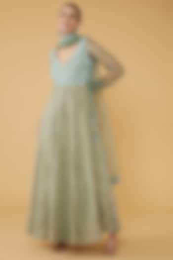 Green Silk Tissue Embroidered Bridal Anarkali Set by House of Supriya at Pernia's Pop Up Shop