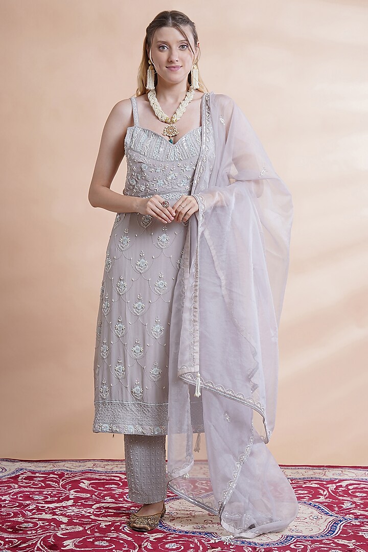 Grey Georgette Hand Embroidered Kurta Set by House of Supriya at Pernia's Pop Up Shop