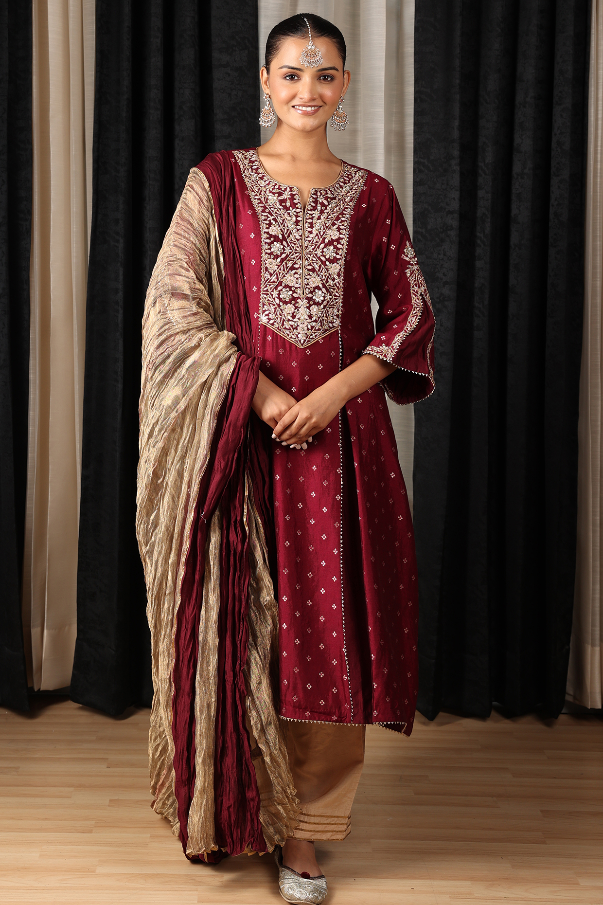 Maroon Banarasi Chanderi Hand & Machine Embroidered Kurta Set by House of Supriya at Pernia's Pop Up Shop
