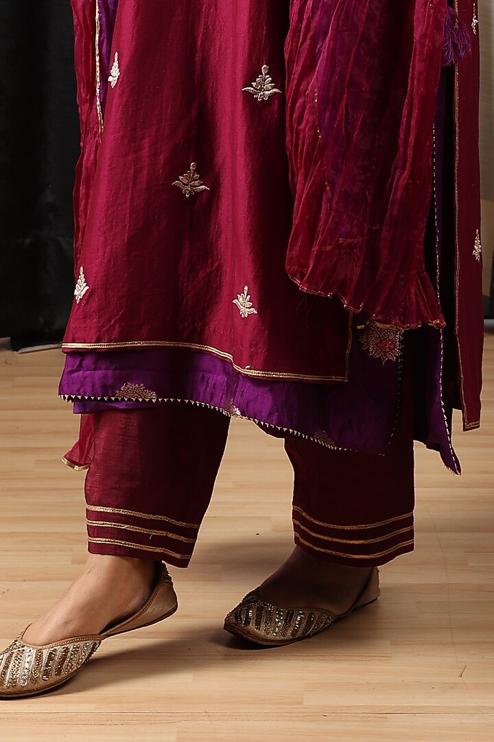 Maroon & Purple Banarasi Silk Hand Embroidered Kurta Set by House of Supriya at Pernia's Pop Up Shop