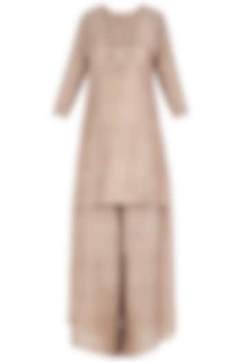 Beige embroidered kurta set available only at Pernia's Pop Up Shop.