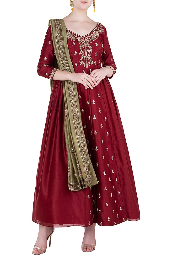 Red embroidered anarkali with dupatta available only at Pernia's Pop Up Shop.