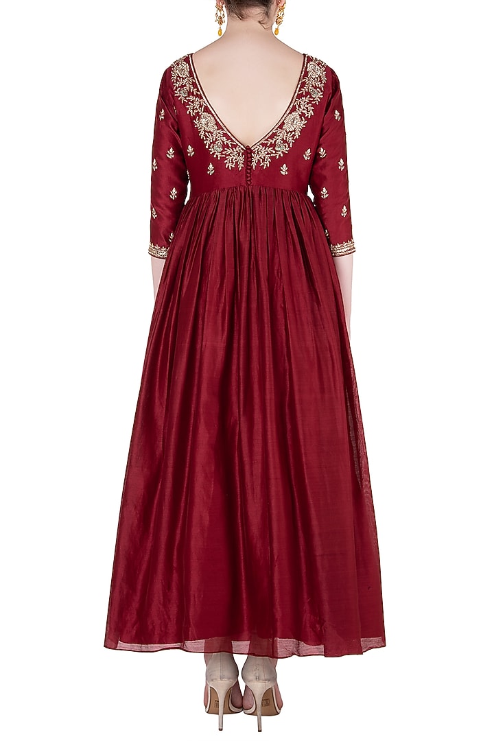 Red embroidered anarkali with dupatta available only at Pernia's Pop Up Shop.