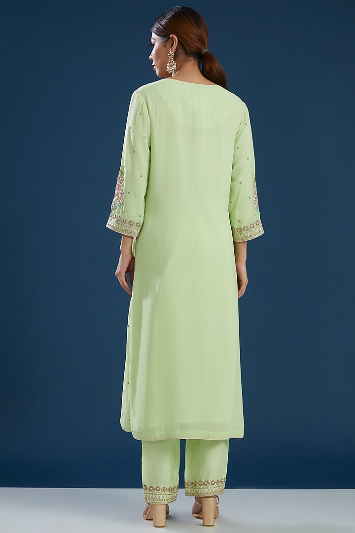 Green Pure Silk Georgette Embroidered Kurta Set by House of Supriya at Pernia's Pop Up Shop