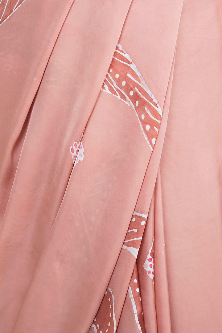 Peach Hand Painted Lace Party Wear Saree Set by House of Tamarind at Pernia's Pop Up Shop