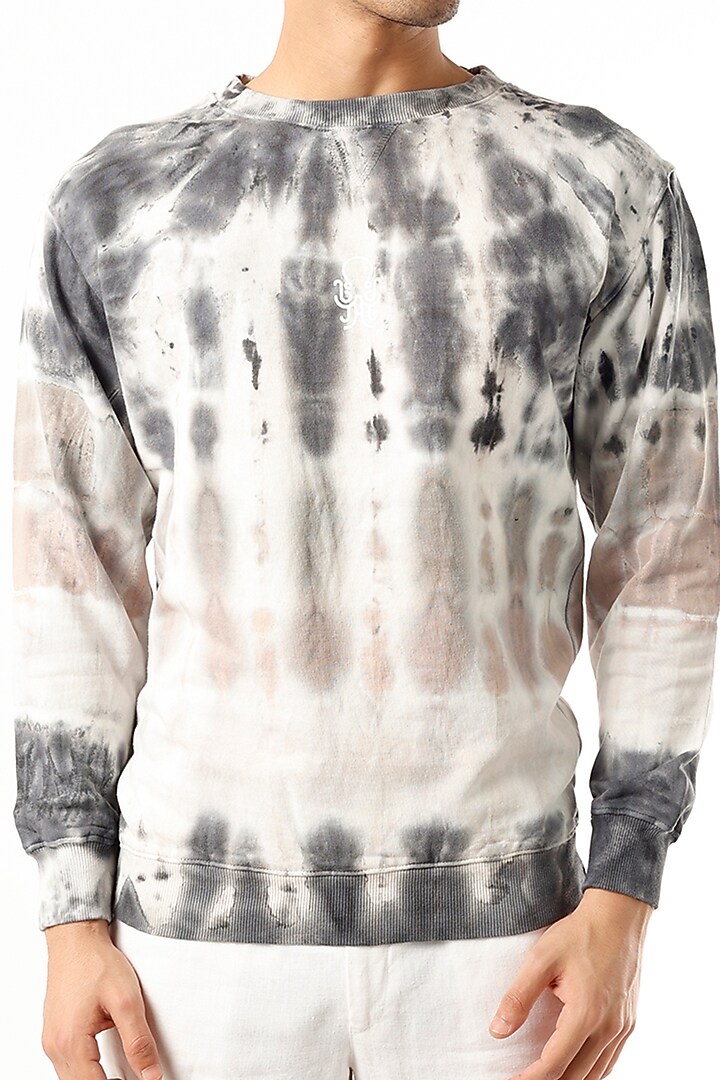 Space Grey Tie-Dyed T-Shirt by HUEDEE at Pernia's Pop Up Shop