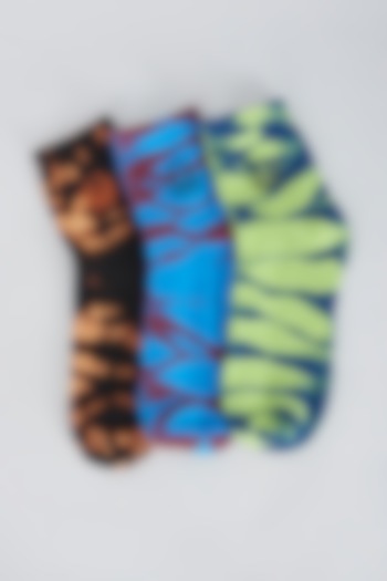 Multi-Coloured Tie-Dye Socks (Set of 3) by HUEDEE