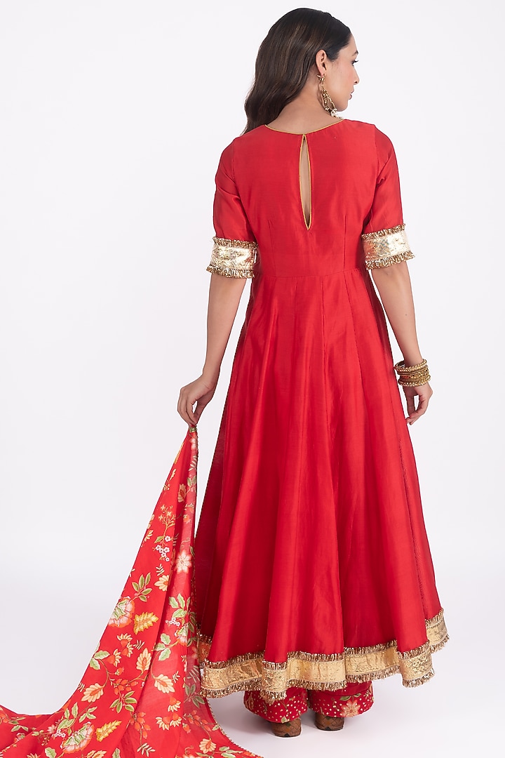 Red Silk Chanderi Hand Embroidered Anarkali Set by HUMDUM at Pernia's Pop Up Shop