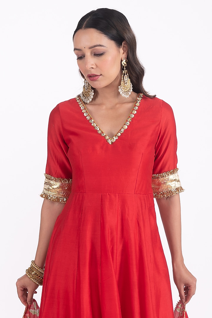 Red Silk Chanderi Hand Embroidered Anarkali Set by HUMDUM at Pernia's Pop Up Shop