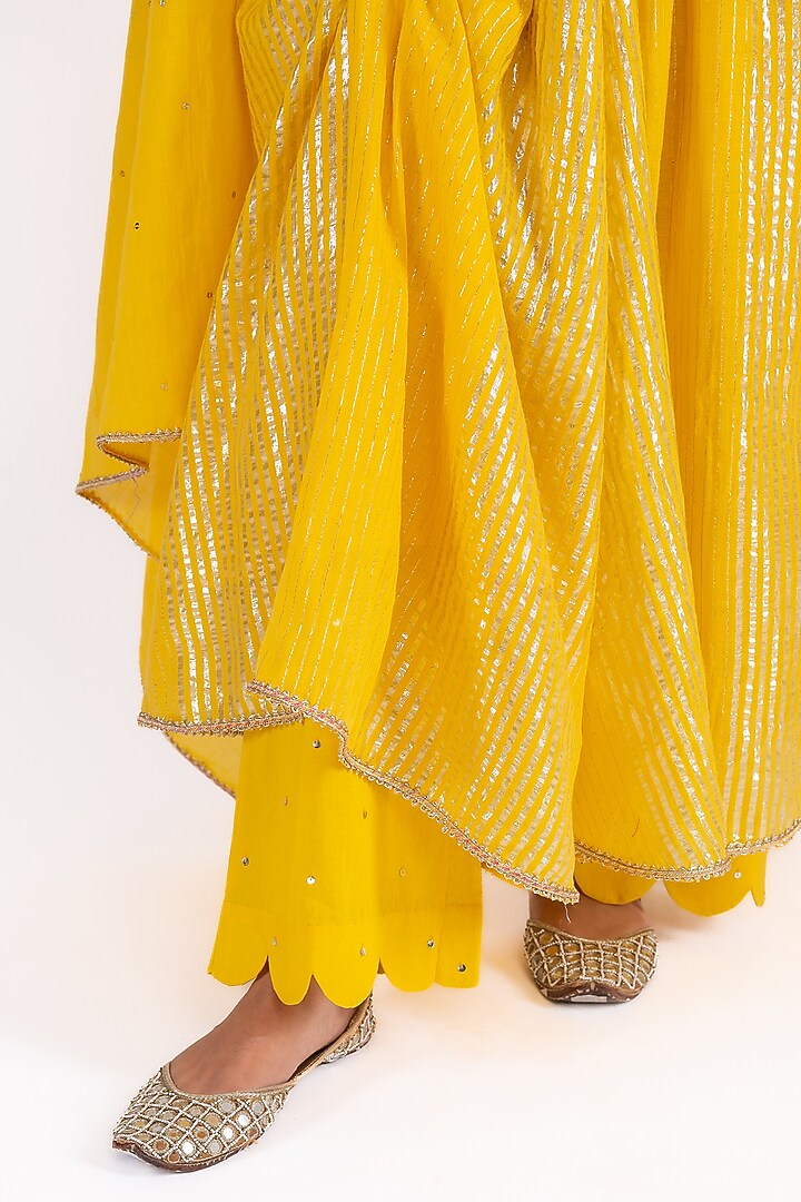 Yellow Cotton Striped Kurta Set by HUMDUM at Pernia's Pop Up Shop