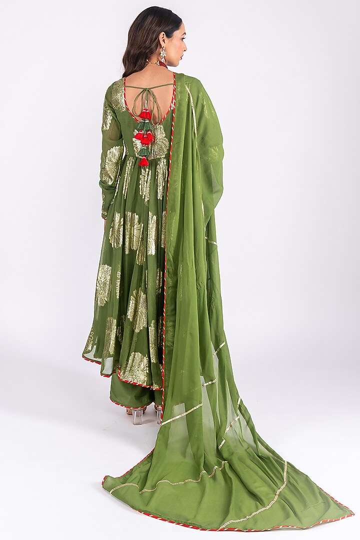 Green Georgette Jacquard Kurta Set by HUMDUM at Pernia's Pop Up Shop
