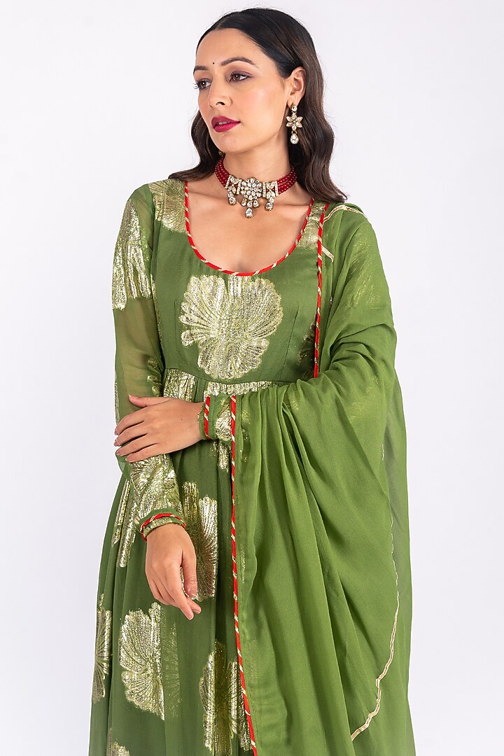 Green Georgette Jacquard Kurta Set by HUMDUM at Pernia's Pop Up Shop