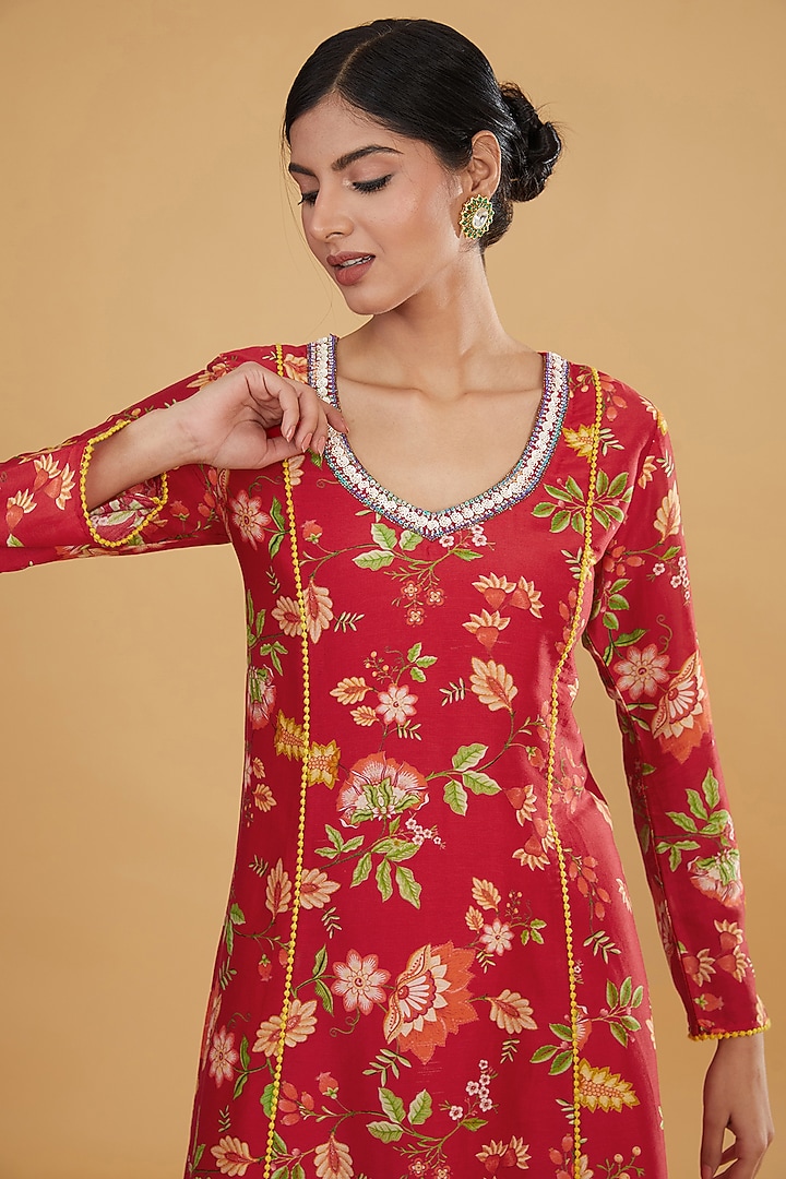 Red Silk Chanderi Digital Printed & Hand Embroidered Kurta Set by HUMDUM at Pernia's Pop Up Shop