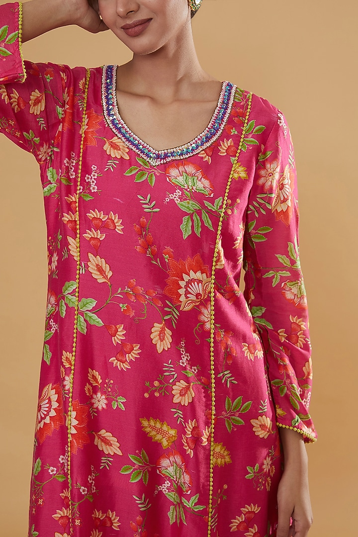 Pink Silk Chanderi Digital Printed & Hand Embroidered Kurta Set by HUMDUM at Pernia's Pop Up Shop