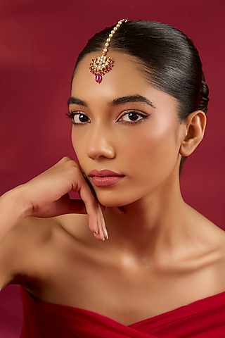 Gold Finish Kundan Polki & Ruby Stone Maangtikka In Sterling Silver by Hunar