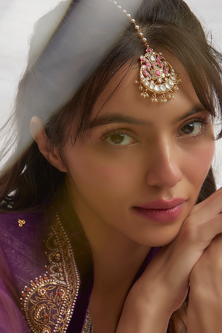 Gold Finish Moissanite Polki Maang Tikka In Sterling Silver by Hunar at Pernia's Pop Up Shop